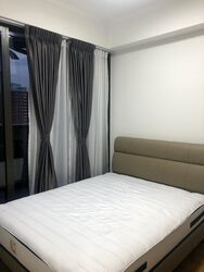Commonwealth Towers (D3), Condominium #450082101
